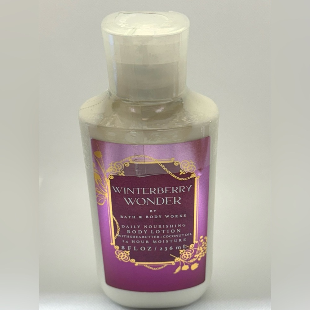 *NEW* Bath & Body Works Winterberry Wonder Body Lotion